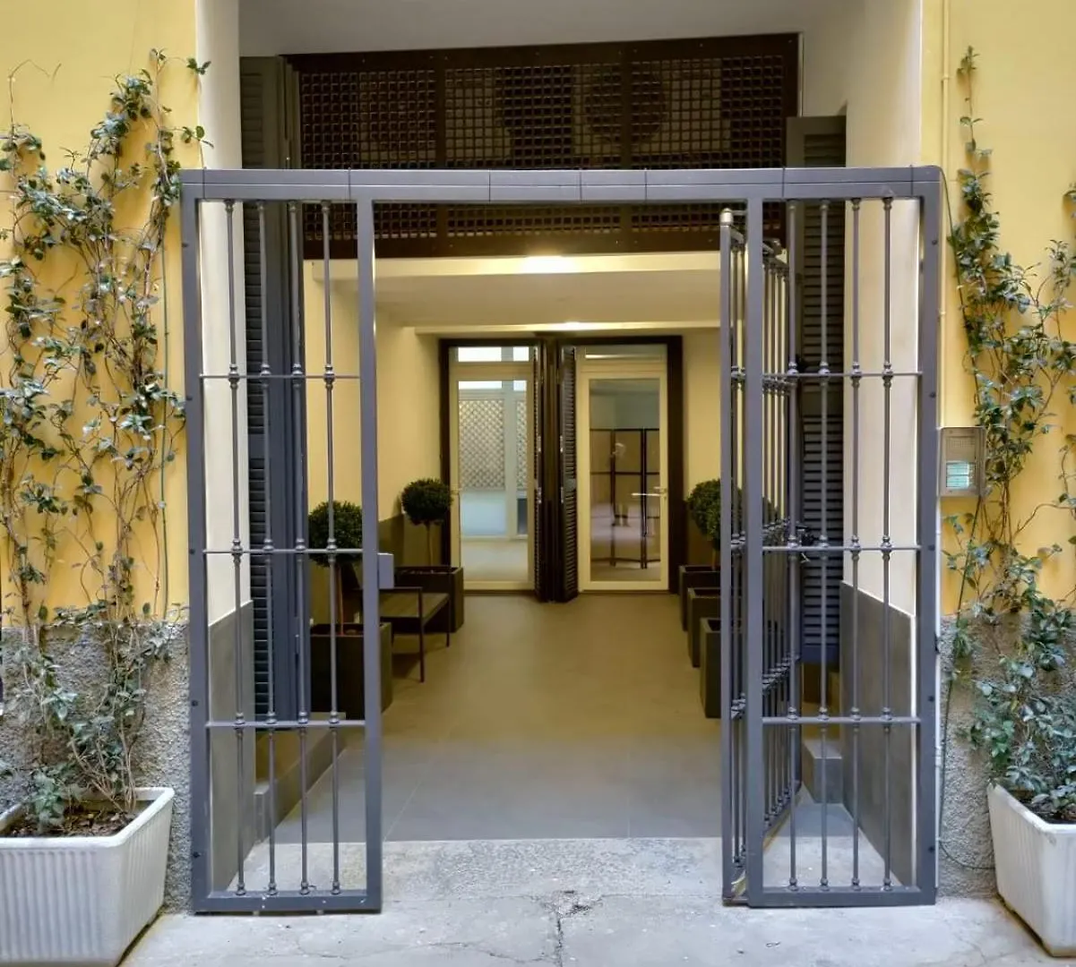 Nice Home Milano Ticinese Apartment Milan