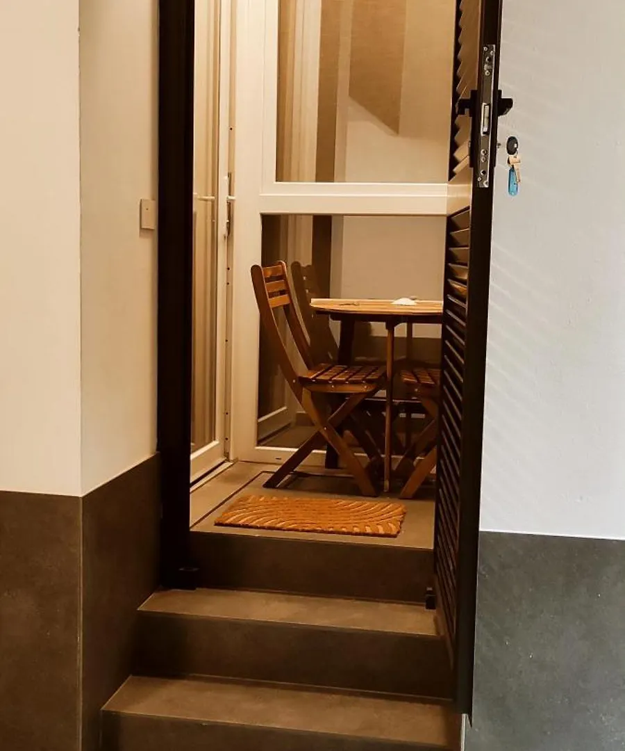 Nice Home Milano Ticinese Apartment