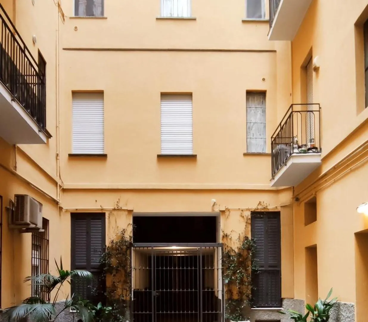 Nice Home Milano Ticinese Apartment Milan